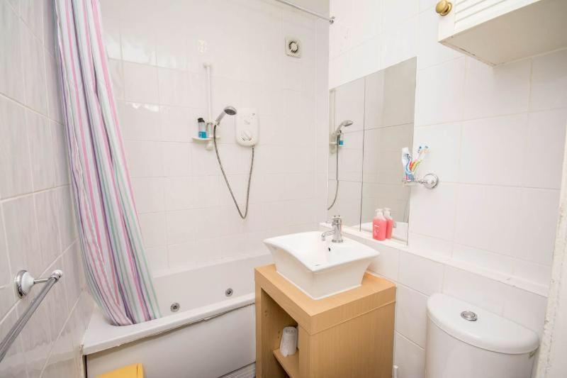 Edinburgh Central Roomz Aparthotel Екстер'єр фото